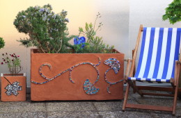 Bac de terrasse, décors mosaïque artisanale éco-conçue « Feuillage Ginko », sur commande – 100 x 50 cm