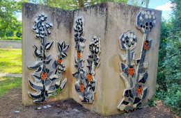 Sculpture de Pierre Théron (1975), Collège Chante Cigale (Gujan Mestras) – Chantier terminé